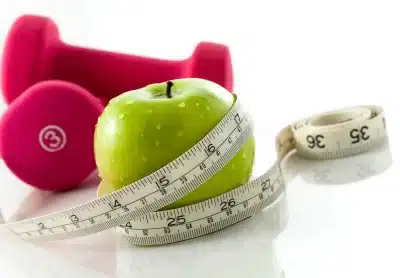 A combinação dieta e exercício físico e os problemas relacionados ao peso corporal